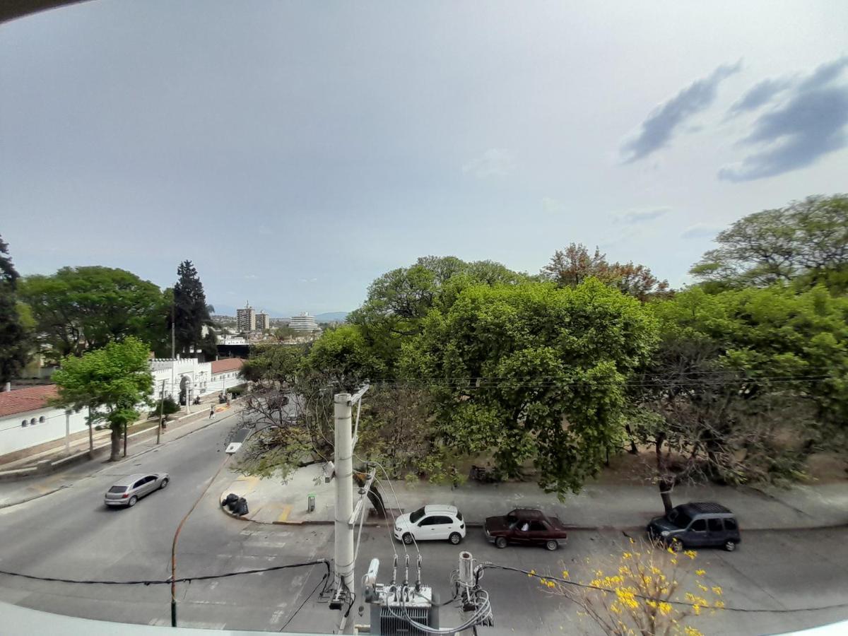 Departamento Centrico Plaza Alvarado Con Cochera Apartment Salta