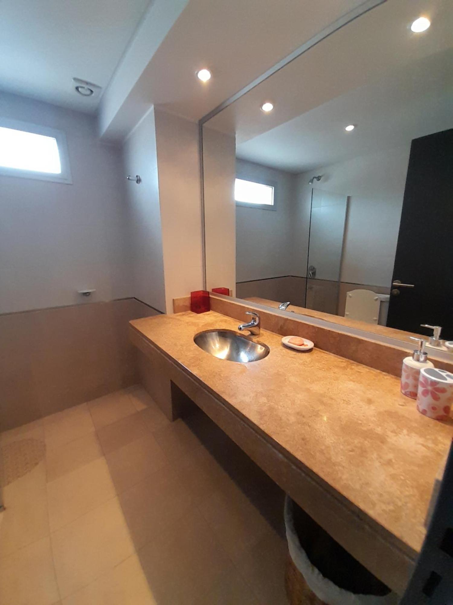 Departamento Centrico Plaza Alvarado Con Cochera